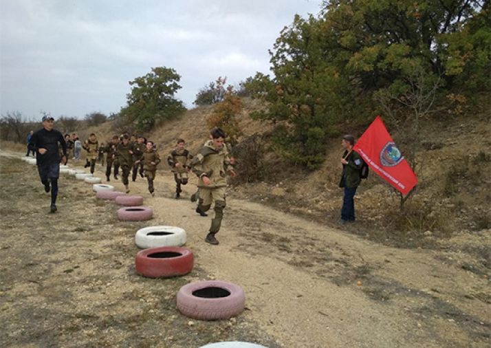  «Юнармия» оккупантов провела в Севастополе военно-тактическую «игру»
