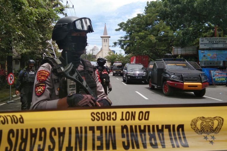  Индонезия: смертники устроили взрыв возле католической церкви